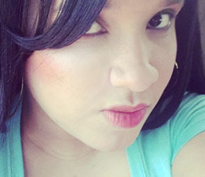 Date this happy United States girl Taina from New York US13353