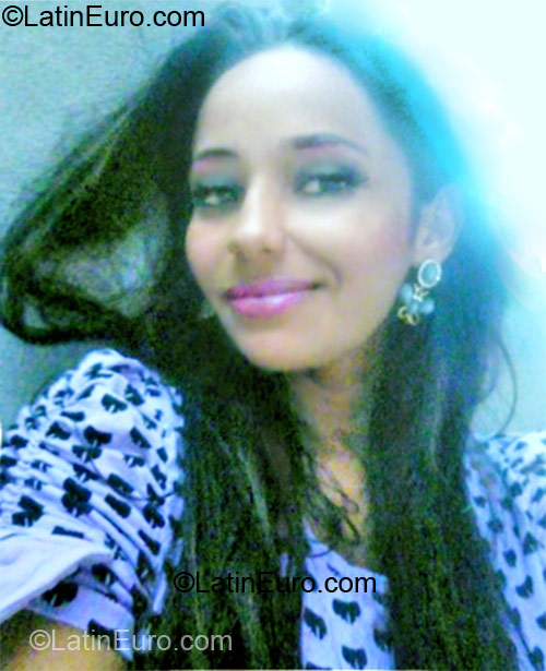 Date this happy Brazil girl LillyAnnie from Manaus BR6973