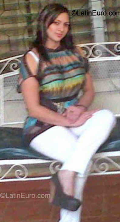 Date this hard body Honduras girl Mersy from San Pedro Sula HN701
