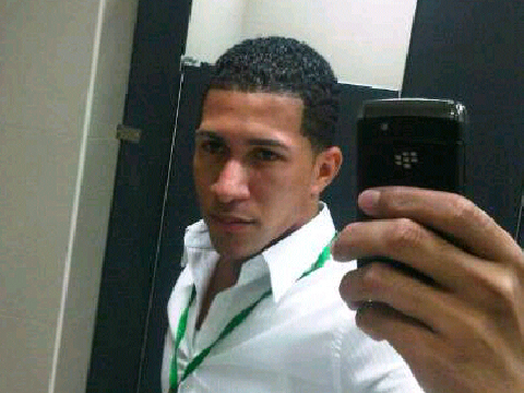 Date this nice looking Dominican Republic man Ariel from Santo Domingo DO11992