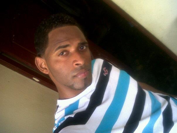 Date this georgeous Dominican Republic man Edwin from Santo Domingo DO12193