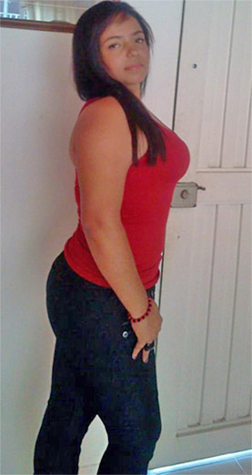 Date this foxy Colombia girl Maryluz from Manizales CO11275