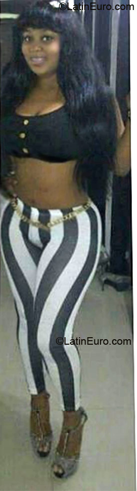Date this hot Colombia girl Claudia from Cali CO11278