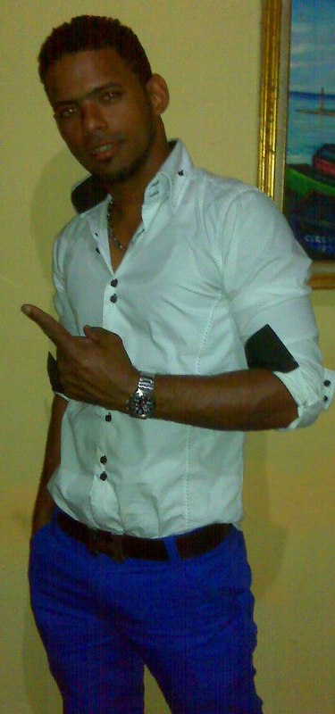 Date this delightful Dominican Republic man Sony from Santiago DO12376