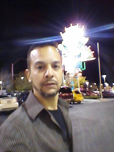 Date this pretty United States man Andrew from Fort Mohave US13588