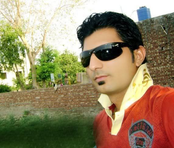 Date this lovely Morocco man Rofixe from  MA15