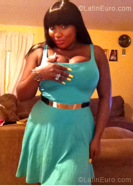 Date this stunning United States girl Taylor from New York US13639