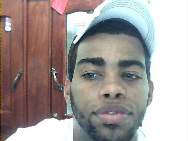 Date this athletic Dominican Republic man Emerson from Santiago DO12791