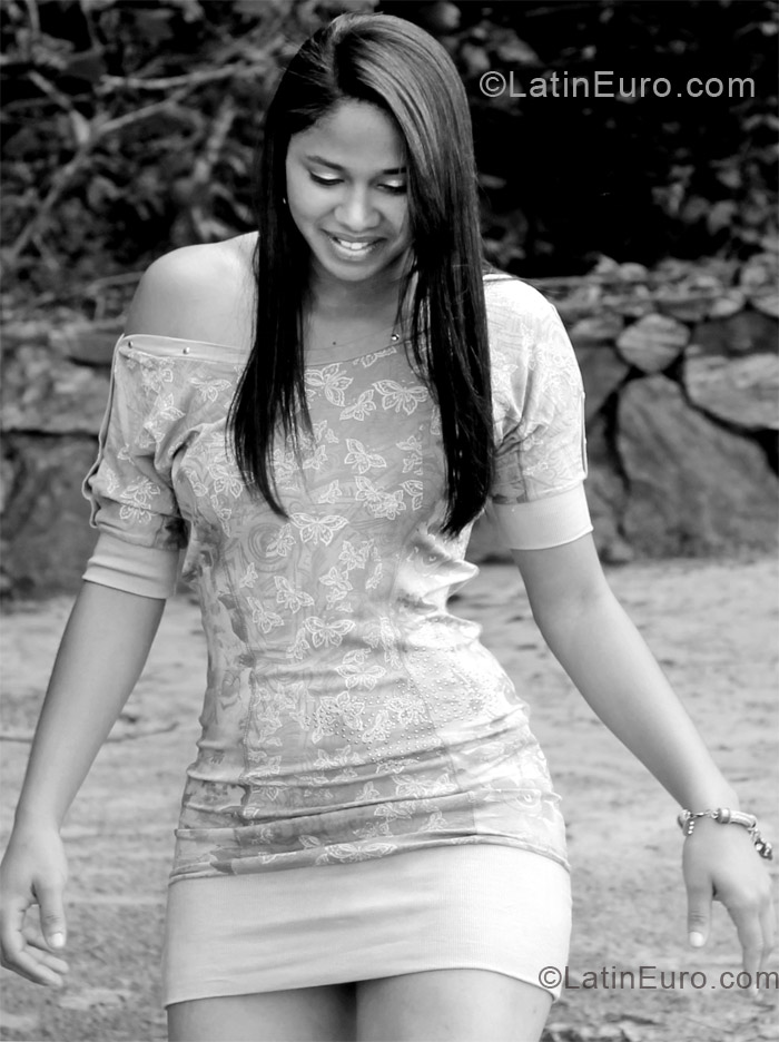 Date this young Brazil girl Jessyca from Sao Paulo BR7188
