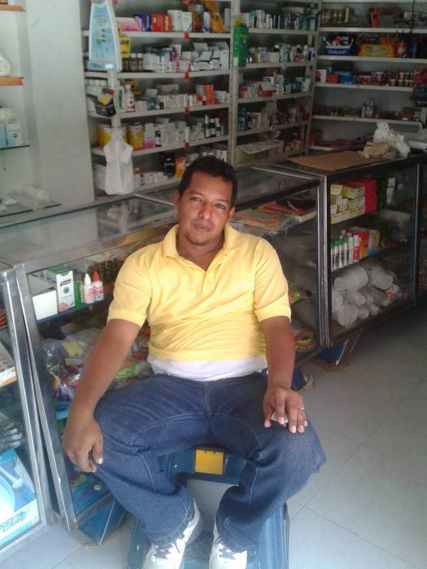 Date this delightful Colombia man Rosman marquez from Barranquilla CO11526