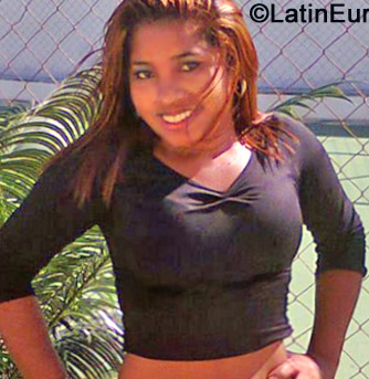 Date this fun Brazil girl Andreia from Sao Luis BR7236