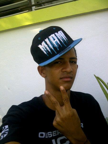 Date this voluptuous Dominican Republic man Kelvin from Moca DO13207