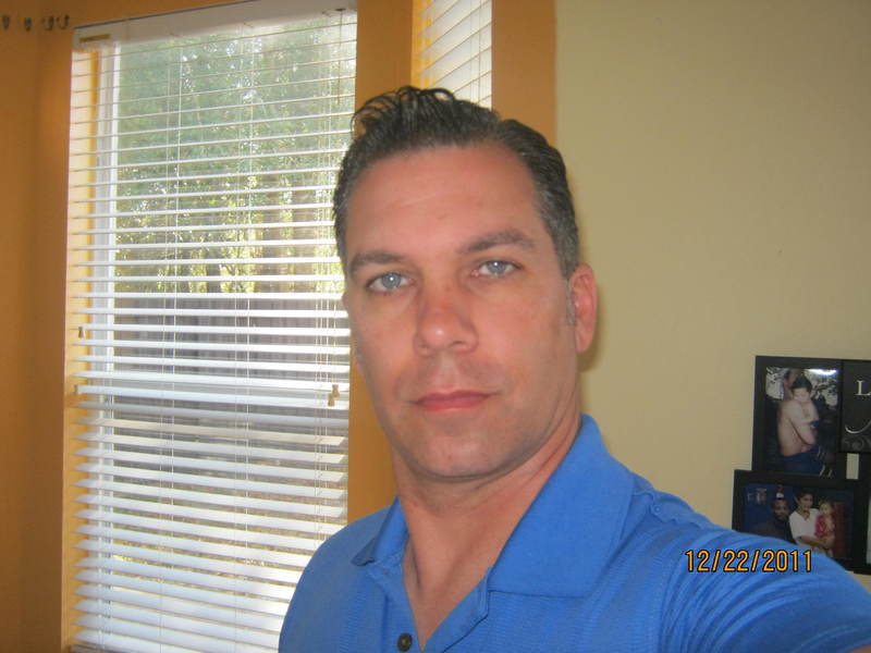 Date this funny United States man Mmerolle from Orlando US13743