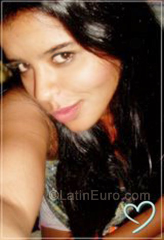 Date this cute Brazil girl Viviane from Sao Paulo BR7263
