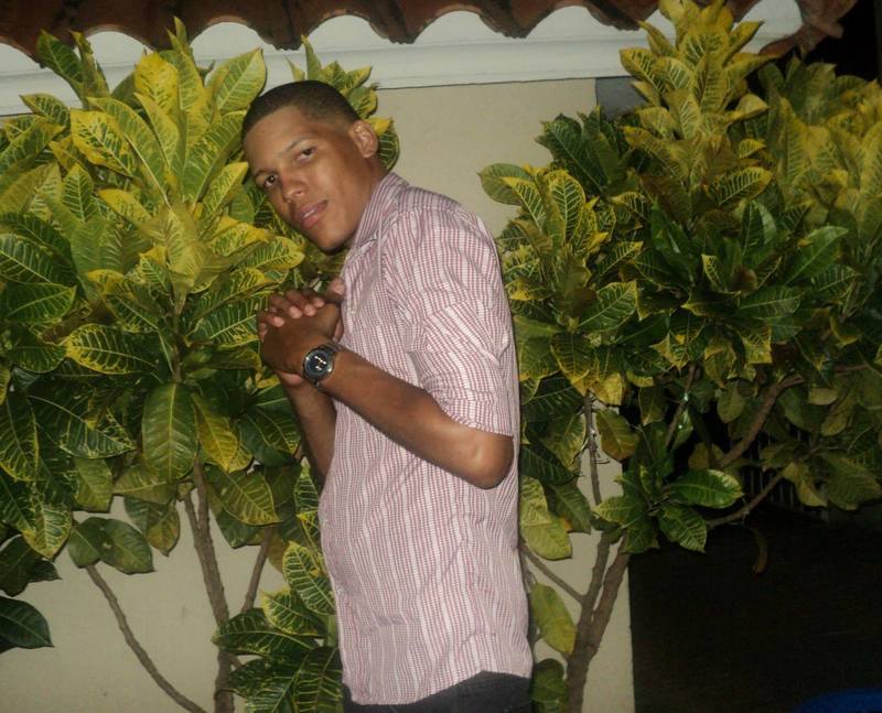 Date this foxy Dominican Republic man Fidel from Santo Domingo DO13498