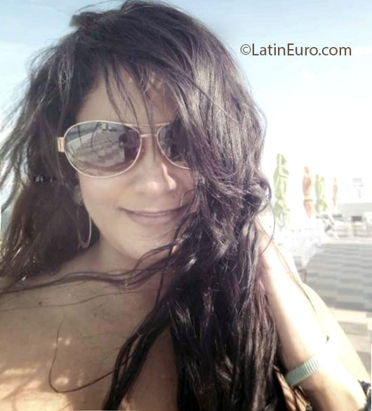 Date this passionate Colombia girl Mar&Atilde;&shy;a from Valledupar CO11850