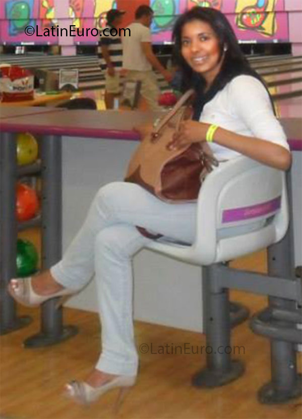 Date this exotic Brazil girl Sara from Sao Paulo BR7339