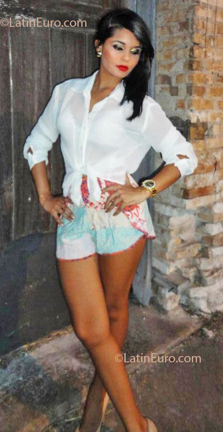 Date this young Brazil girl Juliana from Salvador BR7505