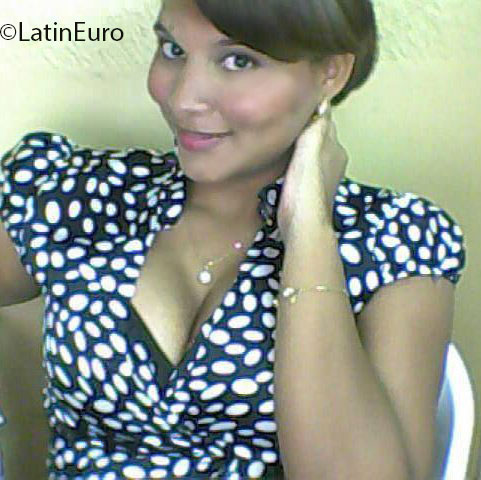 Date this funny Colombia girl Yacelis from Valledupar CO11868