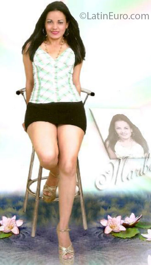 Date this beautiful Dominican Republic girl Maribel from Santo Domingo DO13890
