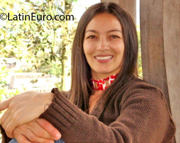Date this cute Colombia girl Cristina from Manizales CO11884