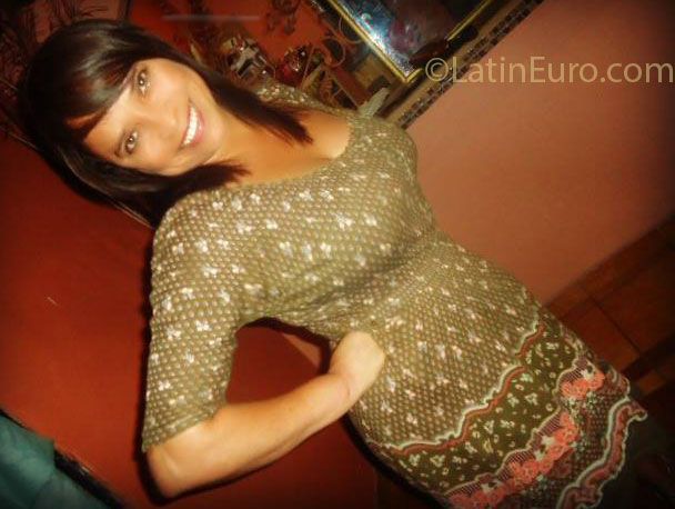 Date this funny Honduras girl Yannet from Tegucigalpa HN796