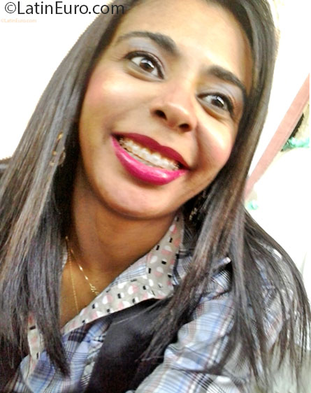 Date this exotic Brazil girl Tarciana from Nova Friburgo BR7457