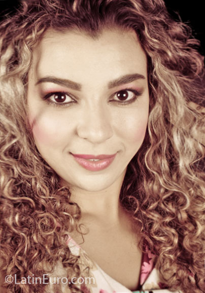 Date this charming Brazil girl Emilia from Sao Paulo BR7483