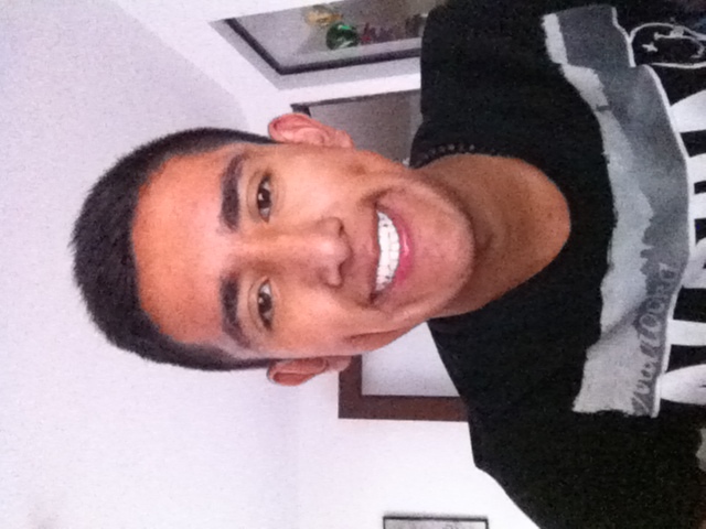 Date this foxy Colombia man Carlos andres from Popayan FR182