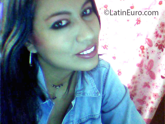 Date this sultry Colombia girl Mery from Bogota CO12232