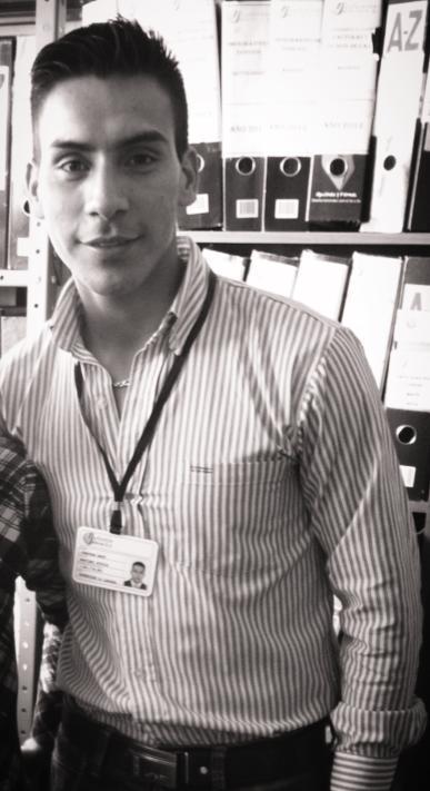 Date this nice looking Colombia man JONATHAN from Bogota CO12303