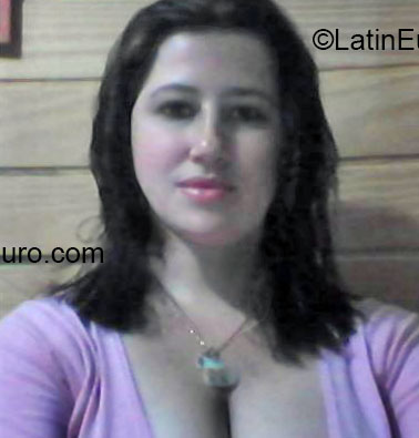 Date this good-looking Brazil girl Jenifer from Capao Da Canoa BR7567
