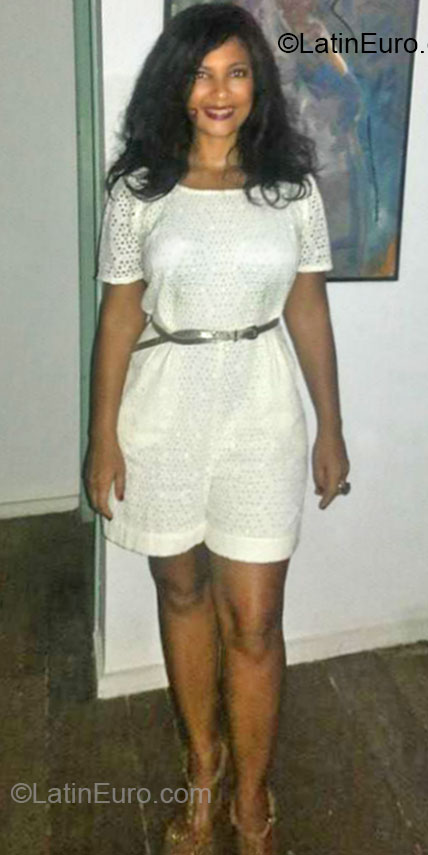 Date this cute Brazil girl Valessa from Rio de Janeiro BR8759
