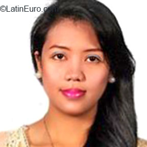Date this exotic Philippines girl Lovely from Legaspi PH557