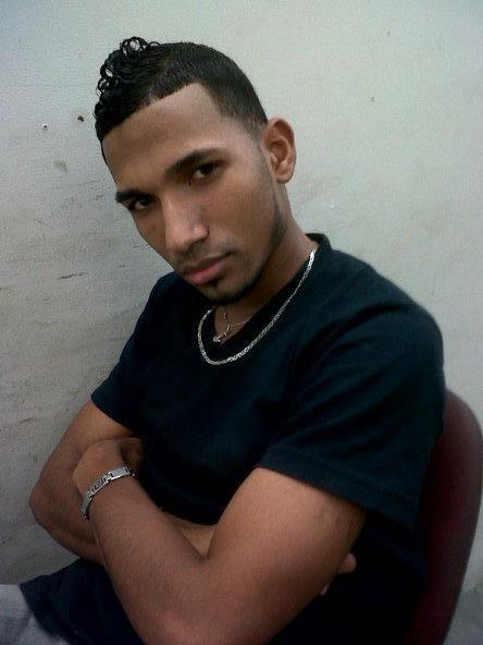 Date this sultry Dominican Republic man Jose Colon from Santiago De Los Caballeros DO15120