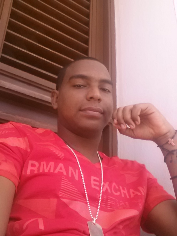 Date this charming Dominican Republic man Alvaro from Santo Domingo DO15172