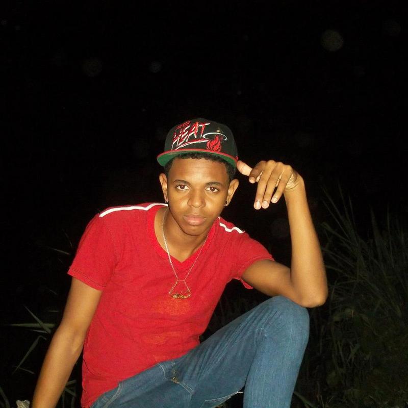 Date this sensual Dominican Republic man Franklin from Santo Domingo DO15320
