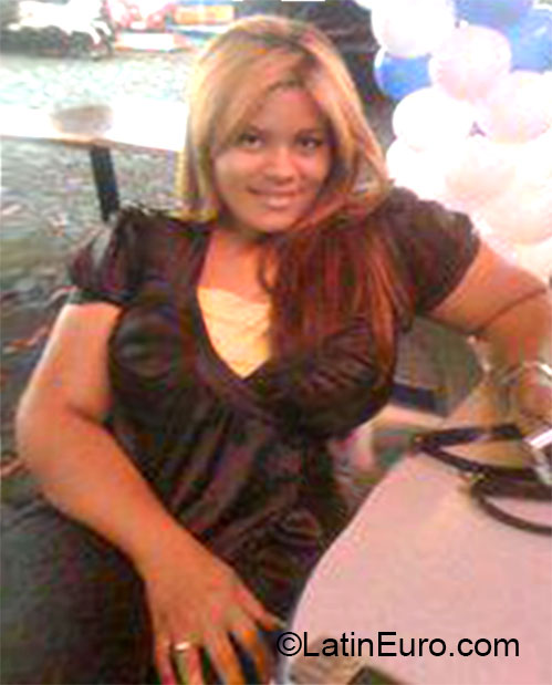 Date this fun United States girl Bienven LIz from Miami US14121