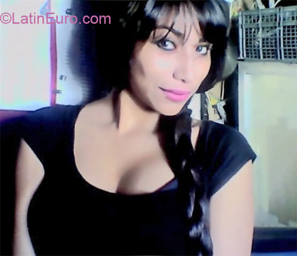Date this hard body Mexico girl Magali from Taxco De Alarcon MX1001
