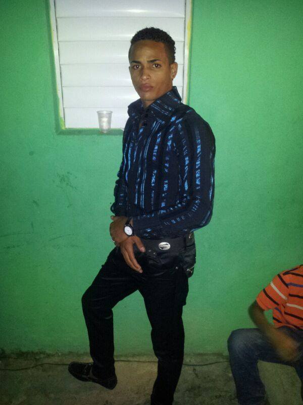 Date this sensual France man Adonis vasquez from Santo Domingo FR190