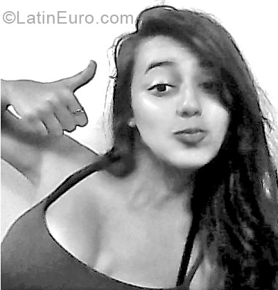 Date this hot Brazil girl Nycolle from Sao Paulo BR7723