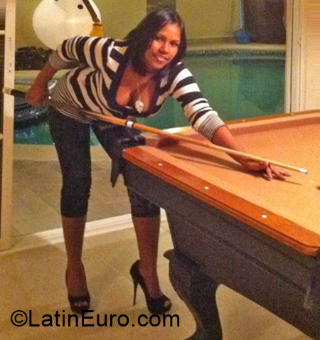 Date this funny Dominican Republic girl Patricia0126 from Santo Domingo DO15512