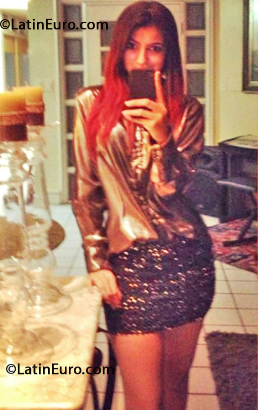 Date this delightful Brazil girl Nathalya from Joao Pessoa BR7811