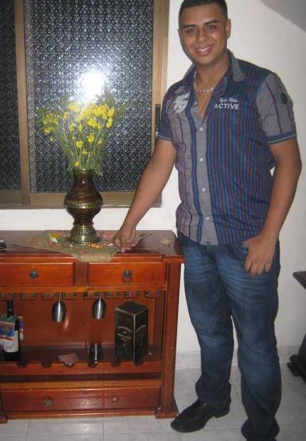 Date this beautiful Colombia man Giovanny from Medellin CO13136