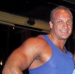 Date this tall Colombia man MikeS from Bogota CO13337