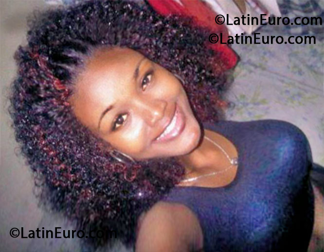 Date this beautiful Dominican Republic girl Maite from Santo Domingo DO40427