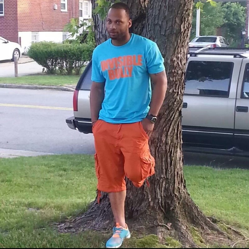 Date this attractive United States man Latif from Washington US14405