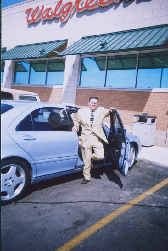 Date this voluptuous United States man DREAMER2 from Chicago US14429
