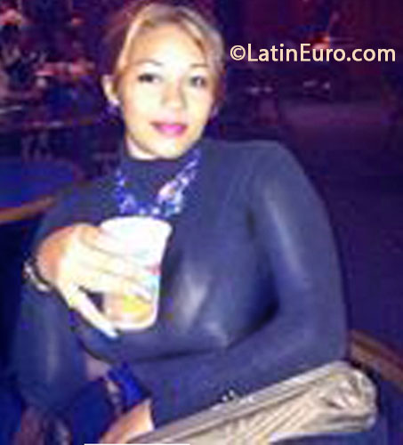 Date this georgeous Dominican Republic girl ROSINA from Santo Domingo DO31908
