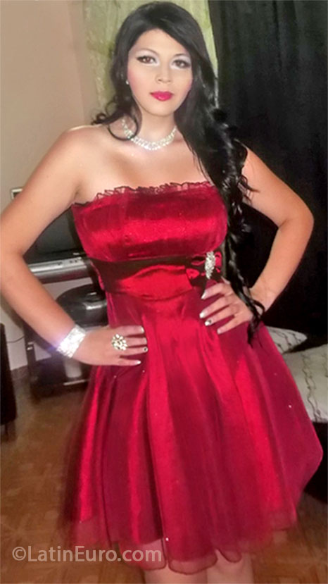 Date this sultry Colombia girl Tatiana from Medellin CO13710